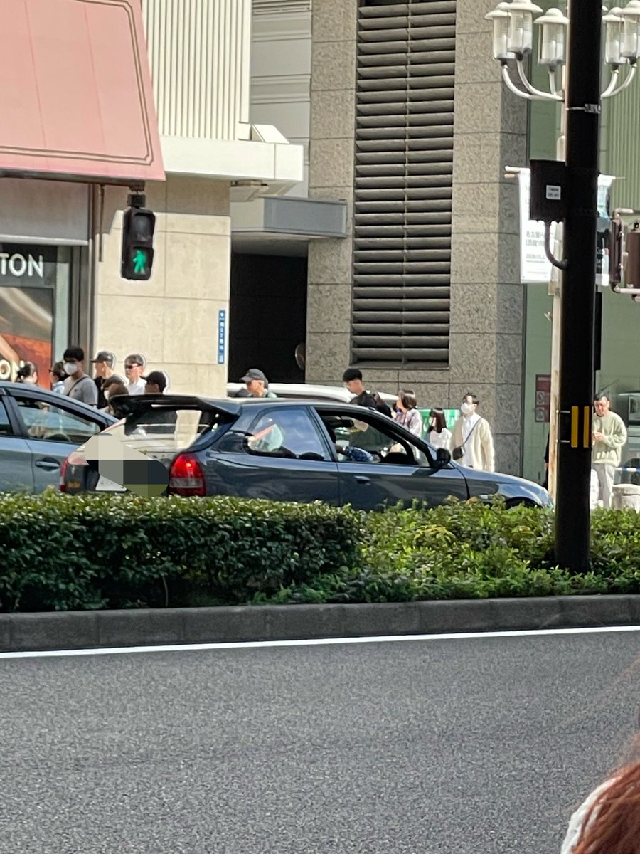 シンプル tweet media