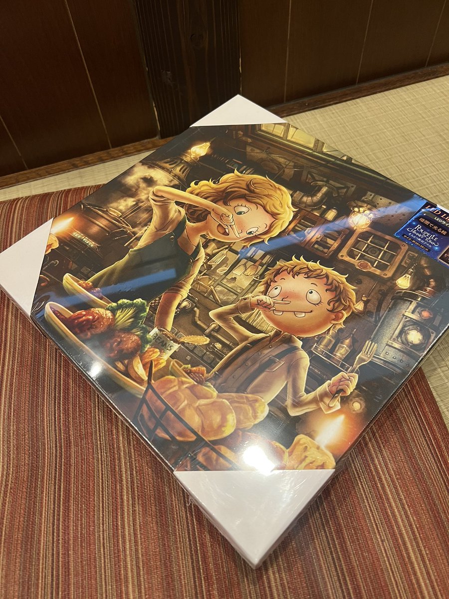 chanchanocan's tweet photo. 私、妻、子の３人でプペルへ

映画中には号泣し(妻が)
その後にピンズセットを買って大喜びし(妻が)
お昼のパスタ屋で子供に怒り(妻が)
その後に寝た子供は愛らしく(妻が)

妻の喜怒哀楽を体現した日でした。

もしこの先、3作目があるとすれば、必ず行くでしょう🎞️

#えんとつ町のプペル https://t.co/pRkSnWuuOp