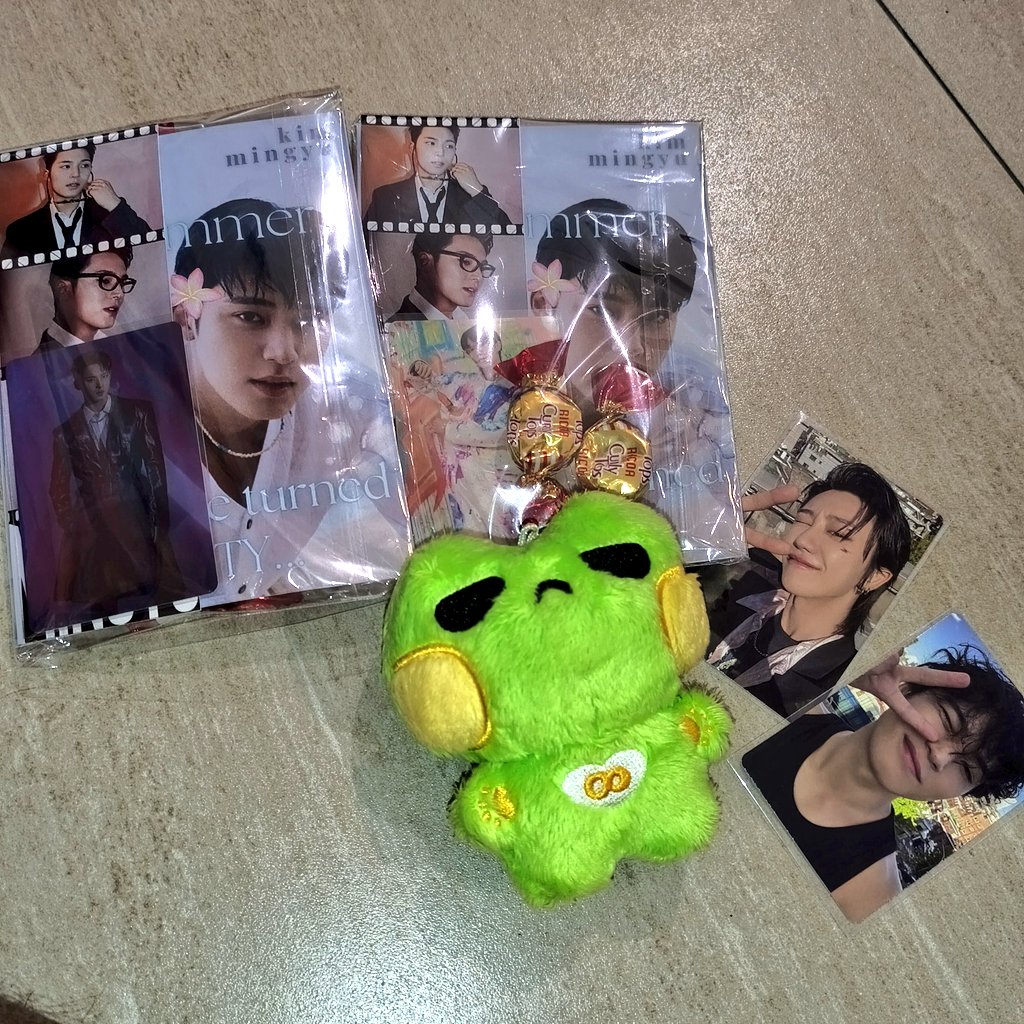 rey 🎱🦦 tweet media