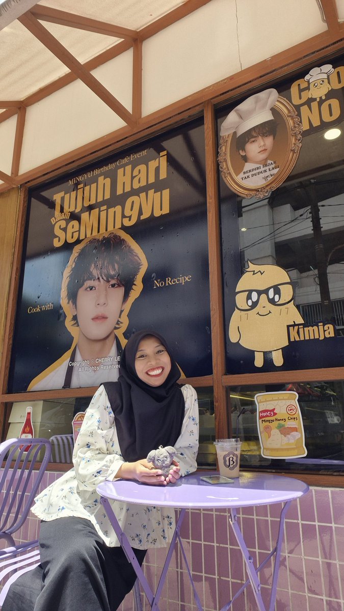 Wdhary1's tweet photo. Tujuh Hari Dalam SeMingyu🐶🥔 
Makasih @CherryLegacy udah ngadain event ini😍
110426
#TujuhHariDalamSeMingyu
#MINGYUBirthdayEvent #MINGYU https://t.co/oYQHa7aW9j