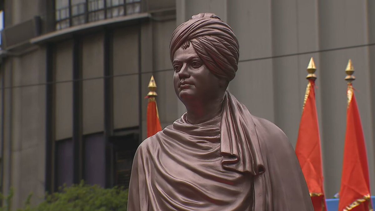 timesofindia's tweet image. #SwamiVivekananda Monument installed in downtown #Seattle  

Read here 🔗toi.in/MlZ3qZ