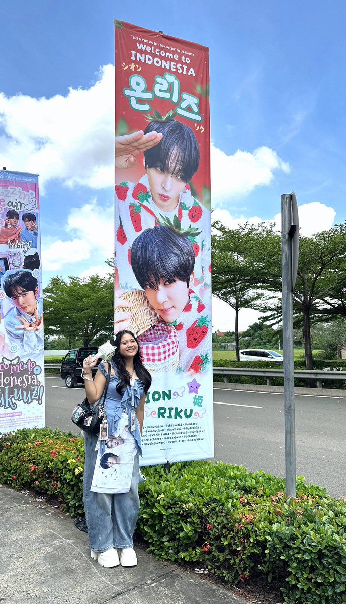 delia❦ tweet media