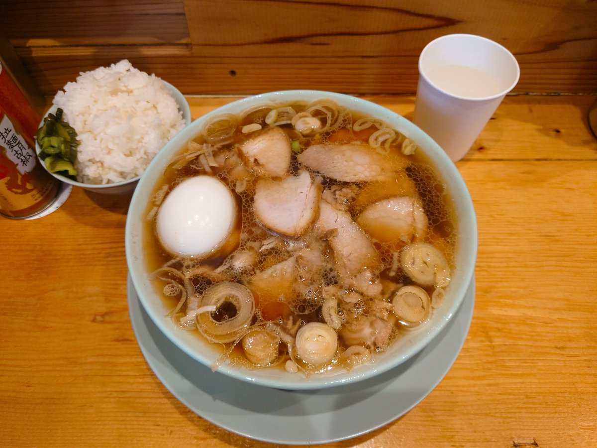 えーすけ tweet media