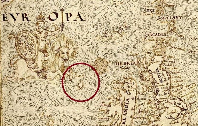 Megalithic12000's tweet image. Here's what fascinates me about the legend of Hy-Brasil, the phantom island that appeared on European maps for over 600 years...

Irish folklore tells of an island that appears west of Ireland once every seven years, shrouded in mist and magic. 

Cartographers placed it on maps