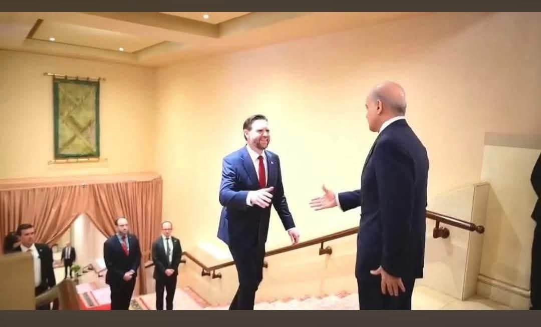 PakistaniPeeps🇵🇰 tweet media