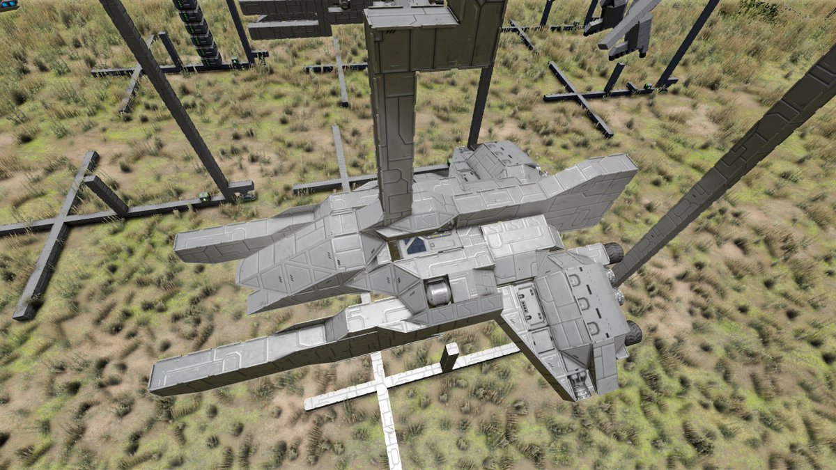 Caernavon2's tweet photo. 可変機ver4.2.3 うろ覚えビックバイパー
(腕部苦戦中)
 #SpaceEngineers https://t.co/qzv8ho4KXU