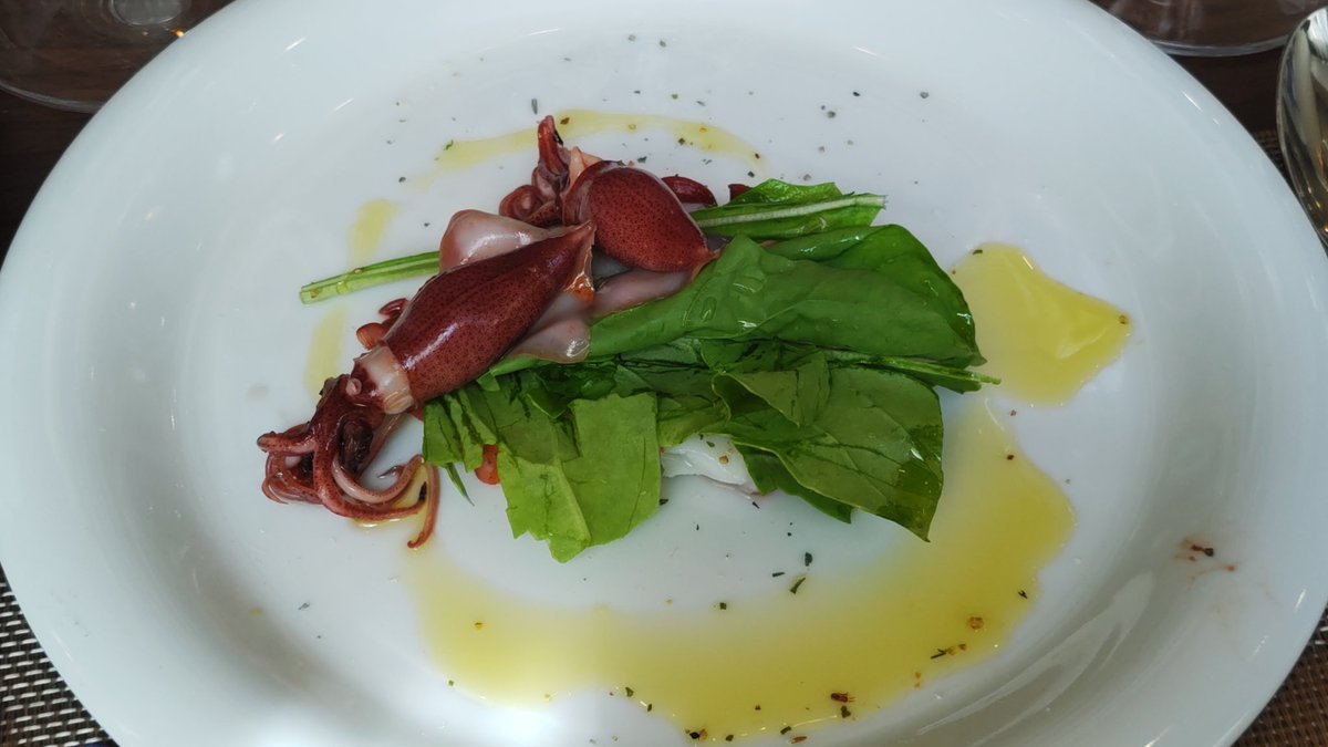 マリリン tweet media