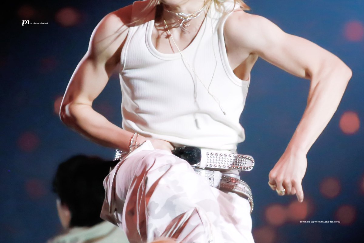 Ꮆɛ໐ || 𝑱𝒖𝒏𝒈𝒌𝒐𝒐𝒌 𝑨𝒅𝒅𝒊𝒄𝒕𝒆𝒅🐰♡ tweet media