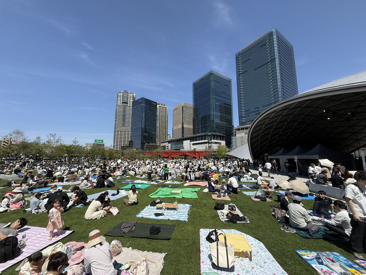 dj_OchiKen's tweet image. 日曜日、
いかがお過ごしでしょうかー？
このあとはFM802 Chillin’ Sunday

radiko.jp/share/?t=20260… 

funky802.com
#FM802 #ちりん
#グラングリーン大阪