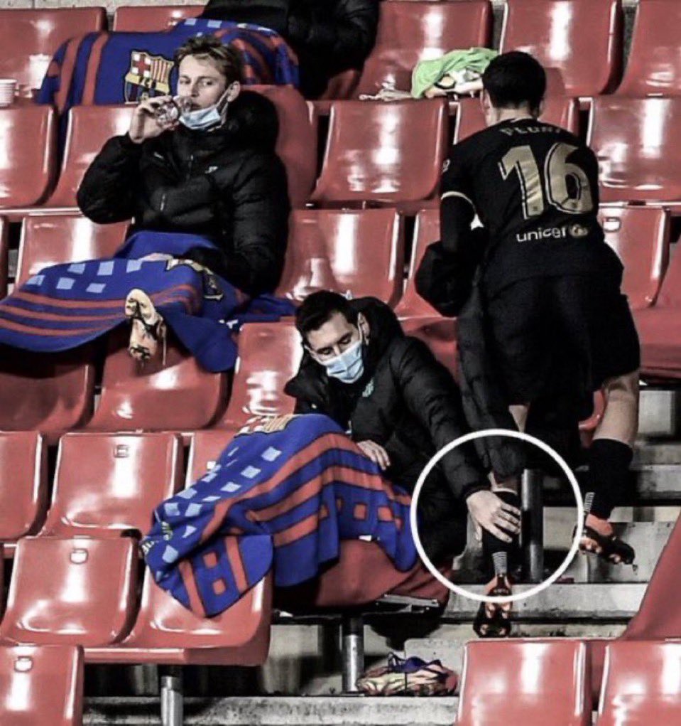 Emmy♥️💙♥️ tweet media