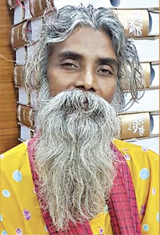 bdwatch2024's tweet image. An #Islamist mob has carried out yet another attack on a #Sufi shrine in #Bangladesh- this time under the #BNP Govt. A pir (spiritual leader) was brutally beaten to death, while the shrine was vandalized and set on fire In #Kushtia yesterday.

The incident took place around 2:30