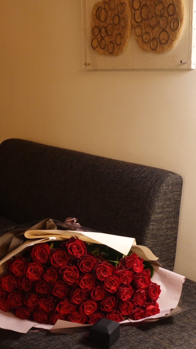 びって tweet media