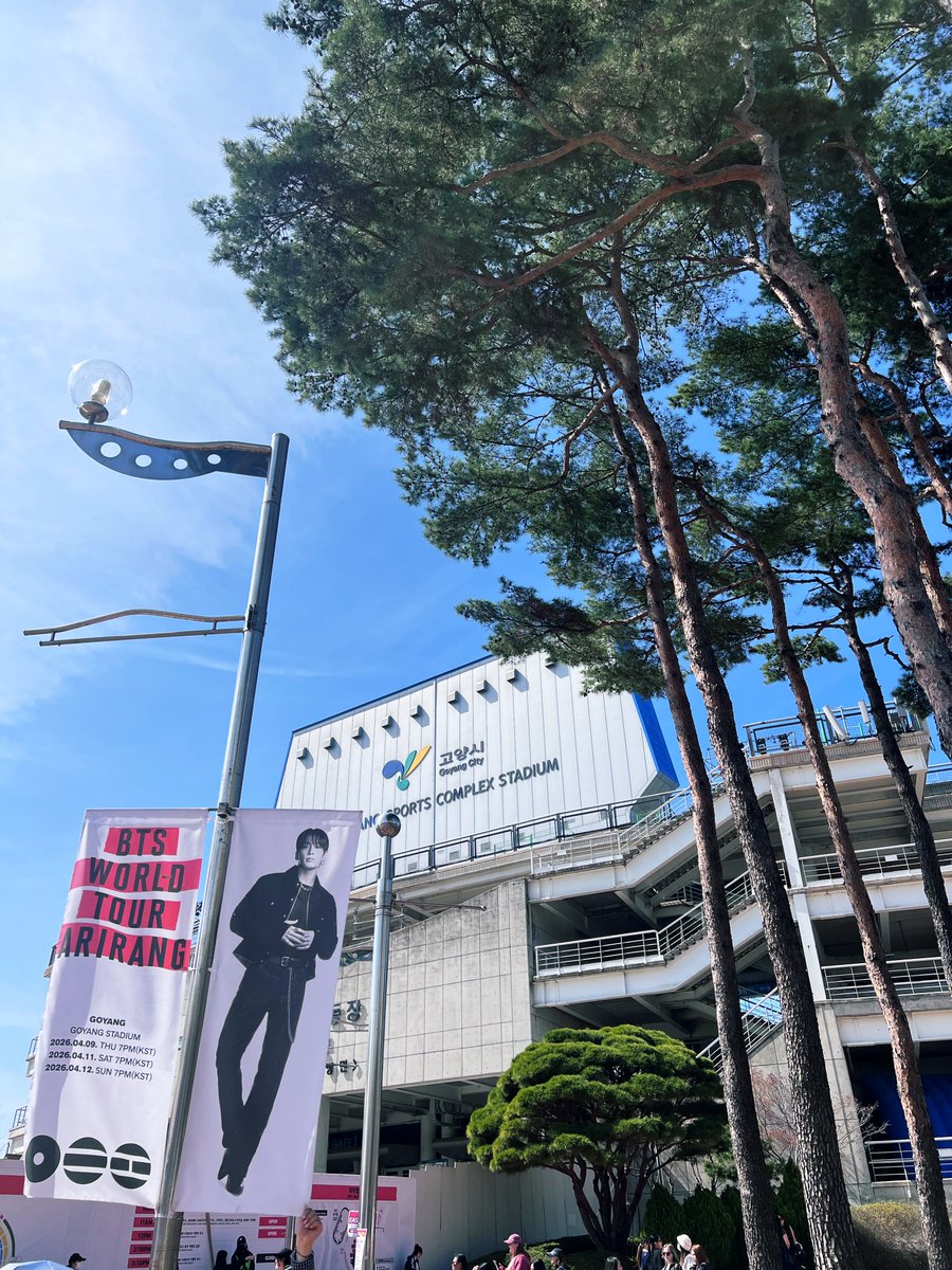 ℝ𝕖𝕚 ❊₇ tweet media