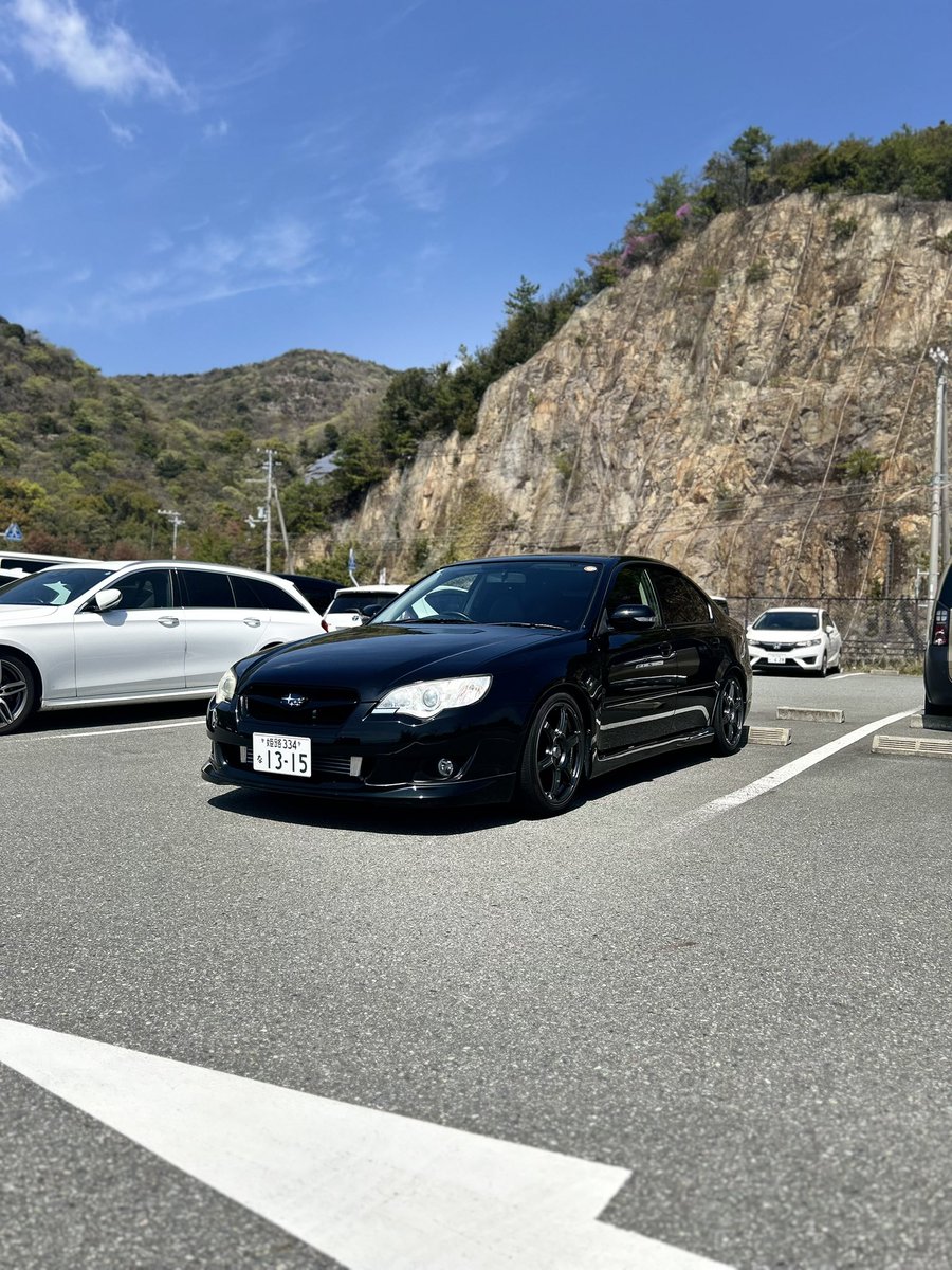 bot37164795's tweet photo. #スバル乗りと繋がろう2026春

どシンプルレガシィ〜
気づく人は気づくでしょう🐌💨 https://t.co/5tbT5lOCk2