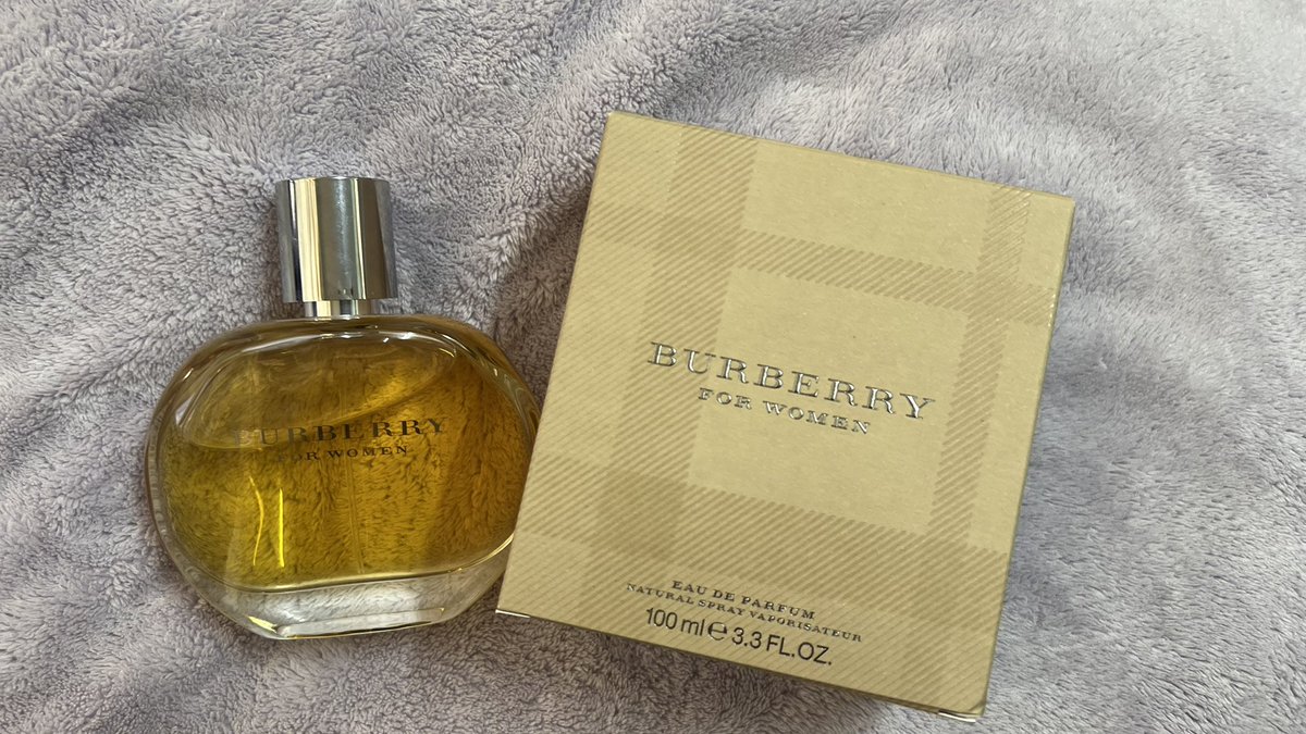 belief_wind's tweet photo. ส่งต่อ ใหม่ น้ำหอม Burberry For Women Eau de Parfum 100ml
ของใหม่ ยังไม่แกะกล่องค่ะ กลิ่นละมุน สดชื่นเหมาะกับวันทำงาน
สนใจสอบถามเพิ่มเติมได้นะคะ 
1290 รส/นัดรับ BTS
#ส่งต่อน้ำหอม 
#ส่งต่อคสอ 
#ส่งต่อสกินแคร์
#ส่งต่อเครื่องสำอางมือสอง 
#ส่งต่อเครื่องสำอางค์ 
#ส่งต่อเครื่องสำอาง https://t.co/PT9lrinaQS