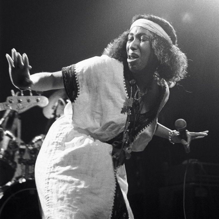 ሶስና tweet media