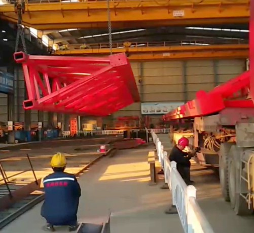 crane_qilide's tweet image. Leading heavy machinery manufacturer with stable quality &amp;amp; fast delivery. One-stop solution provider for construction &amp;amp; industrial use.🔧
#MachinerySupplier  #EfficientService
