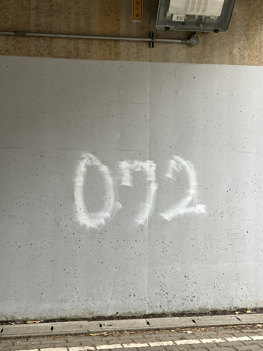 地獄どんぐり tweet media