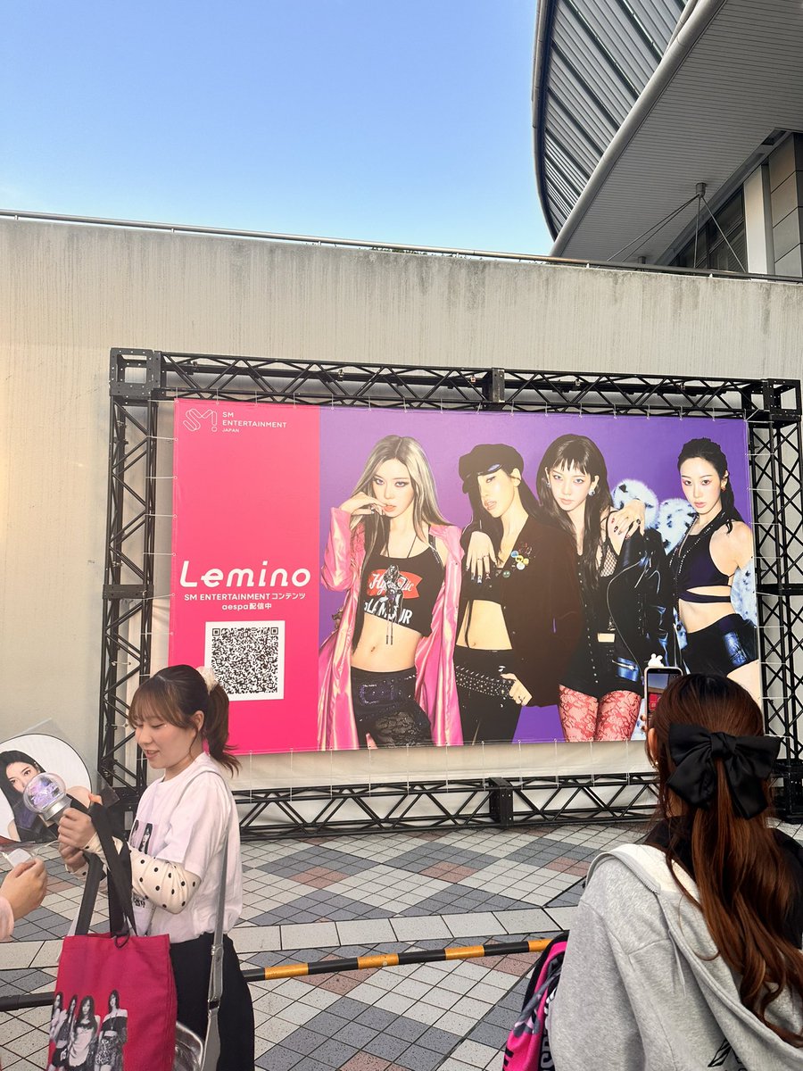 えだ tweet media