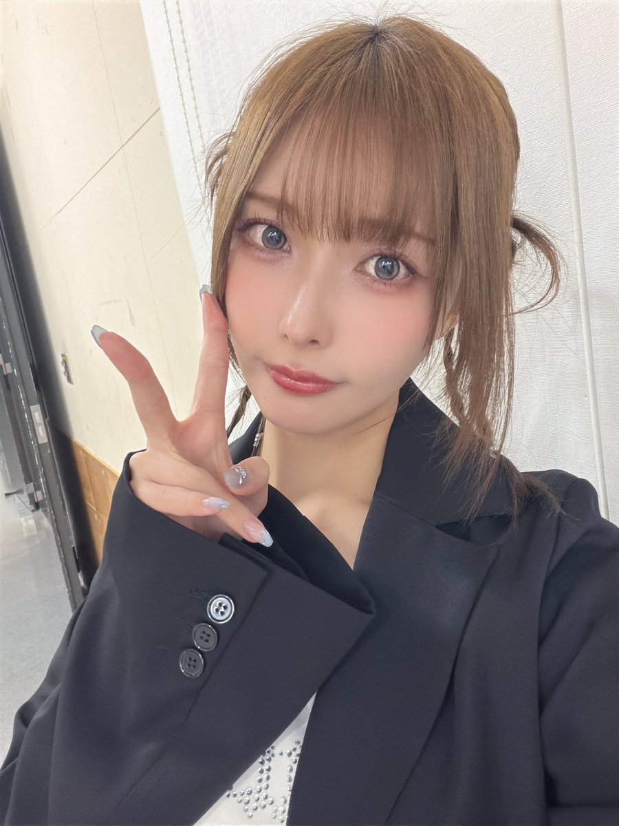 RARA🦋💎 tweet media