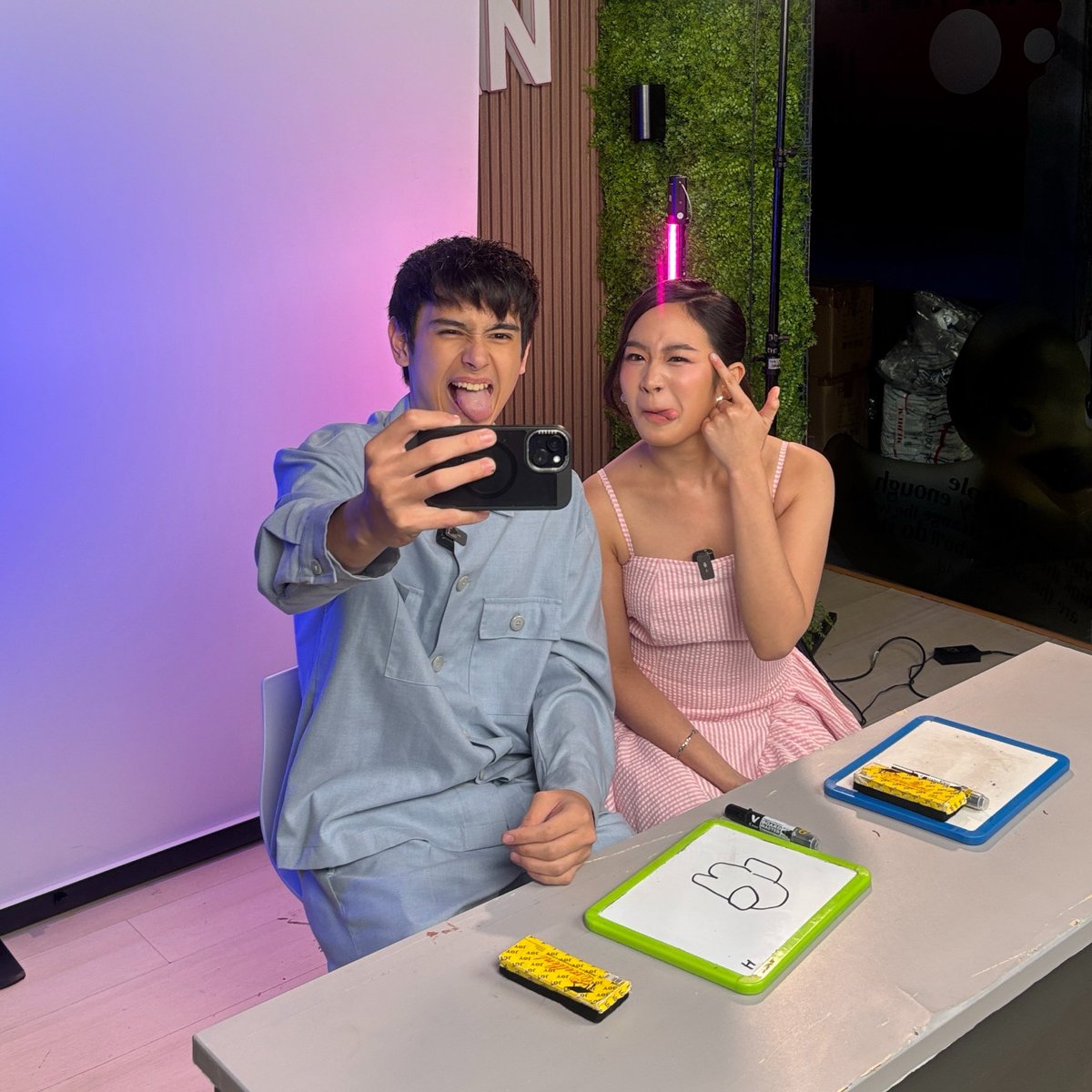 mayka 🍉 tweet media