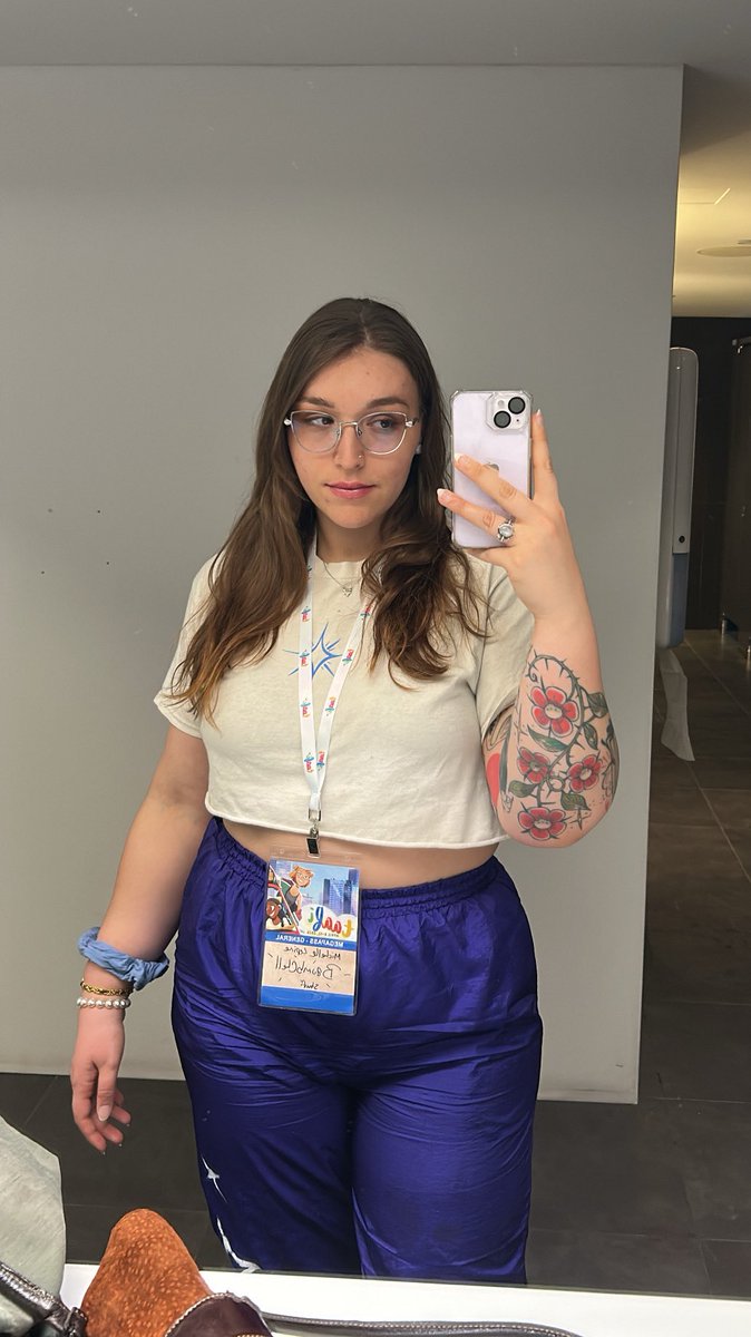 𝕮𝖍𝖊𝖑𝖑 tweet media