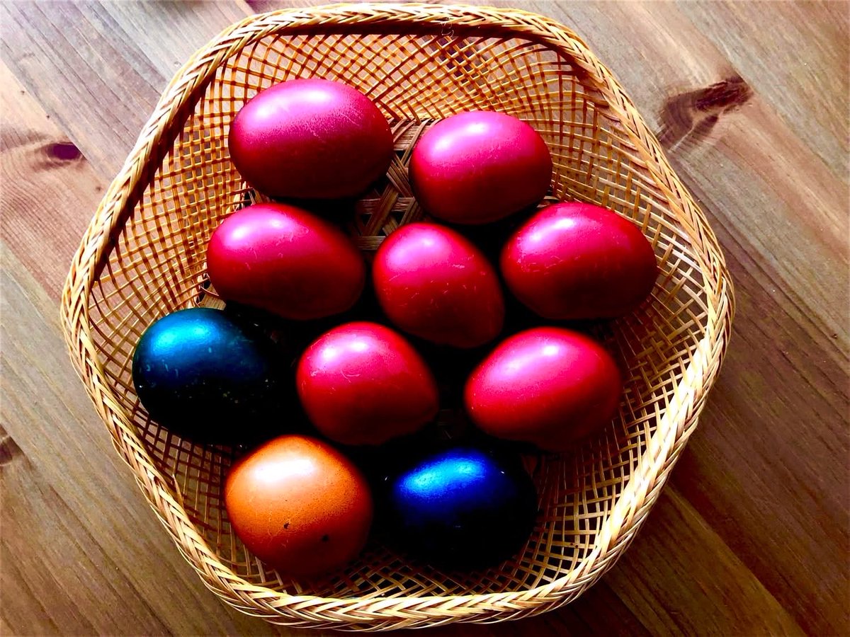 Sărbători pascale cu multă lumină si pace!
Bonnes fêtes de #Pâques orthodoxes !
Have a peaceful Orthodox #Easter! #Paste #Paste2026