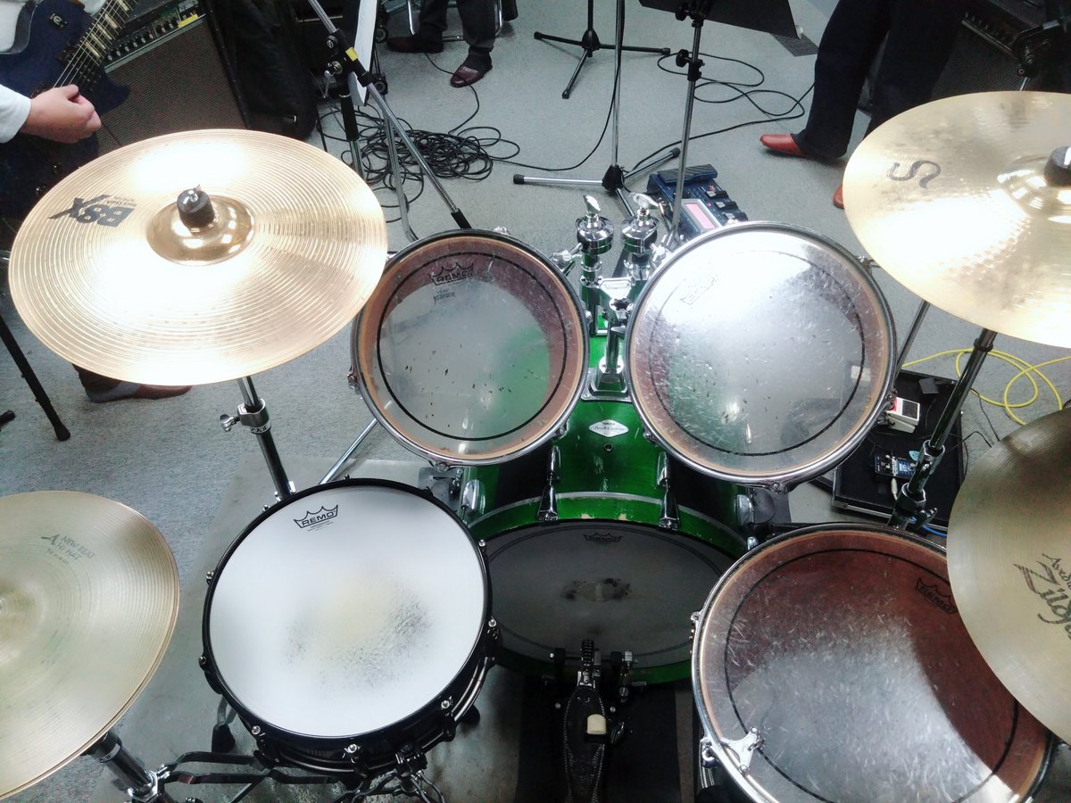 terumasDrummer's tweet photo. 今日はみんなで🎵 https://t.co/IB7k2vkTNl