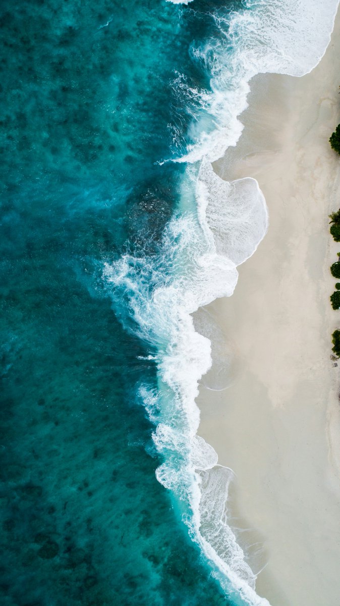 purenature_1's tweet image. Tones of summer blue 🩶🩵💙 #beach