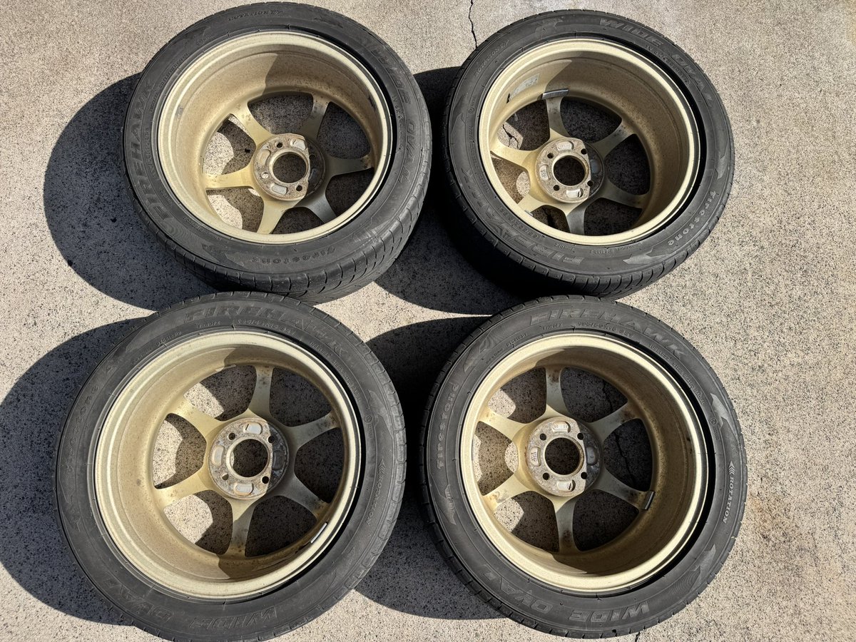 ひろきちさん@Jump off tweet media