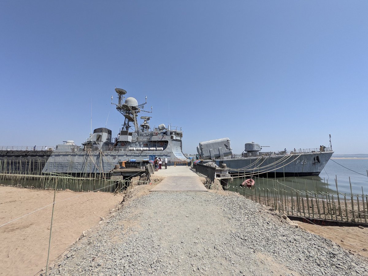 VishantShah10's tweet photo. Finally found a place with zero bugs and 100% uptime. βοΈπ
Location: Diu Island, India
#india #Wanderlust #TravelGoals2026 #DevsOfTwitter https://t.co/NGtSdWyY67