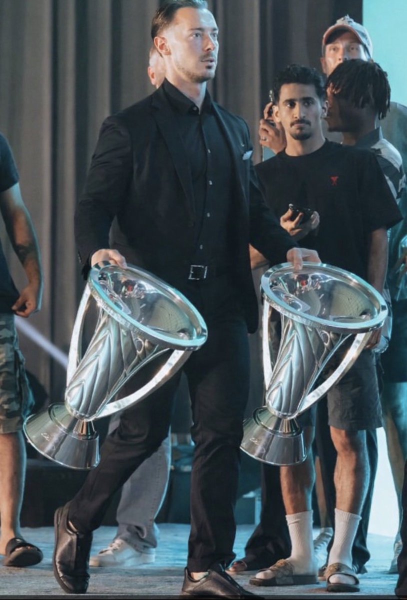 آلشريف هاشم tweet media