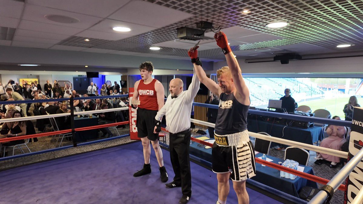 Billy Moore tweet media