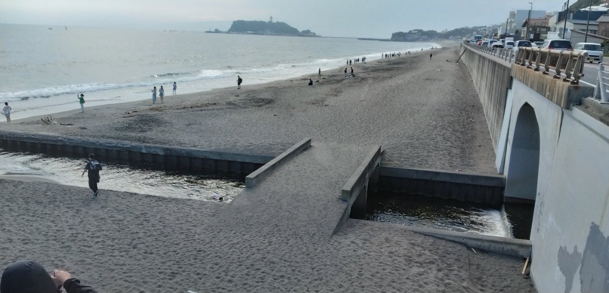 みな　(改めて聞いたすいちゃんの曲に感動したもの） tweet media