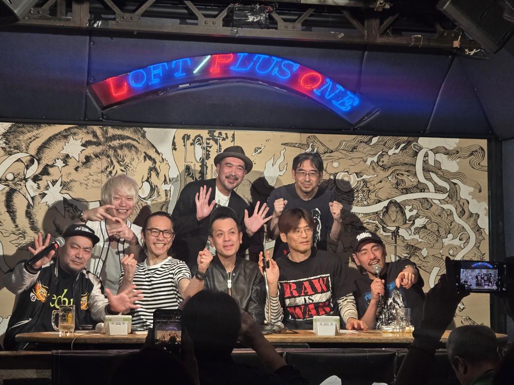 まみご tweet media