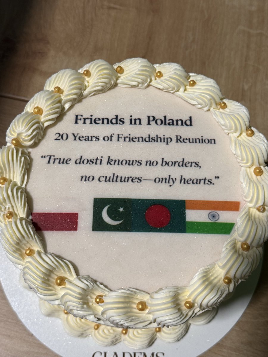 SM_PAKPL's tweet photo. 20 Years of Dosti 🤝🤩 🇵🇰🇮🇳🇧🇩 to one brotherhood in 🇵🇱. 
Built on trust, resilience, and shared journeys ❤️
Thank you Poland for giving us more than opportunities — a place we call home.

#Dosti #Friendship #Poland https://t.co/ebBpPhzxrx