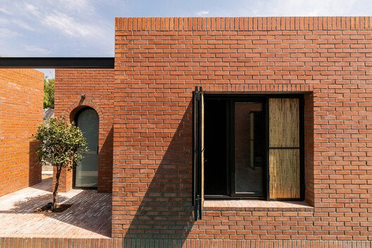 4AAAAart's tweet image. Mid-Ridge Villa by EZ Studio

Ghahderijan, Iran 🇮🇷