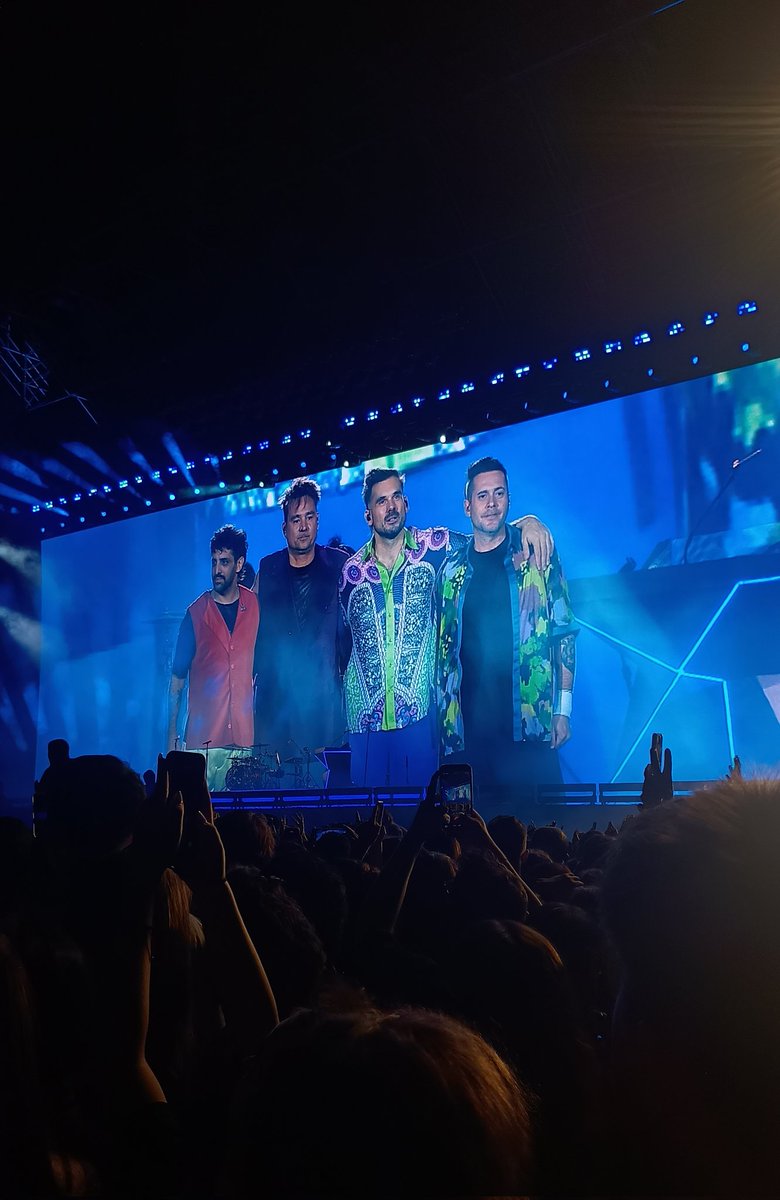 ivanamn_'s tweet photo. @bambiTB Que lindo verlos otra vez!! ❤️ https://t.co/rP9WeznU3J