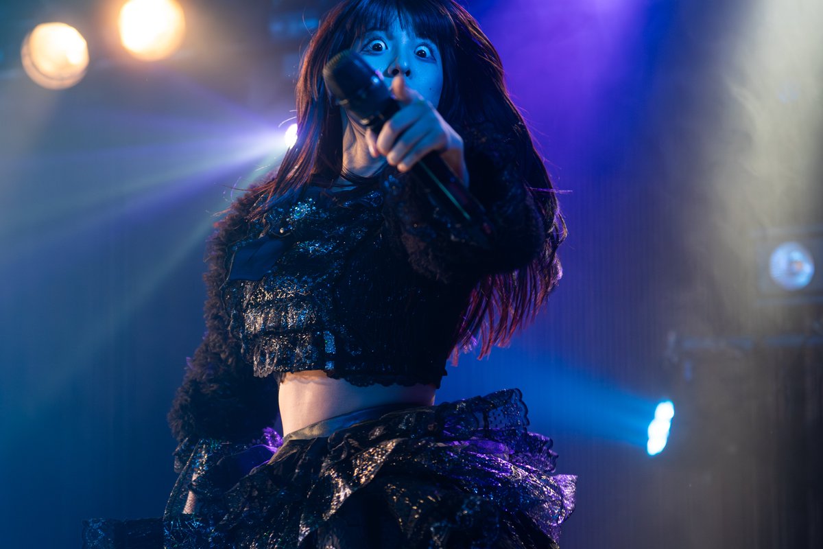 ichi_musicphoto's tweet photo. 【眼でコ□スりあむ】
泉りあむ
@Riamu_zer0
眼力がね、凄いんですよね。
俺は一生懸命見開いてもここまで大きくならないので、元々目がおっきいのだね〜
#泉りあむ #8bit零 #8bitZERO #ハチゼロ #ゼロ #エイトビットゼロ https://t.co/3paWqudq7b