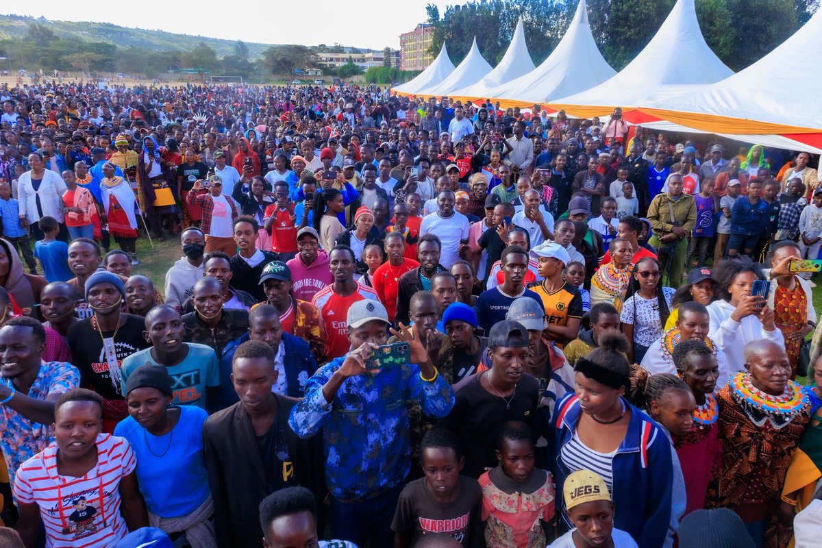Mwiki_'s tweet photo. Kenyatta Stadium Maralal hosted a memorable gathering where youth voices were amplified. The presence of leaders created an environment of trust, encouraging young people to step forward confidently. #SamburuChapter Vijana Tuko Set https://t.co/6r3SM020ED