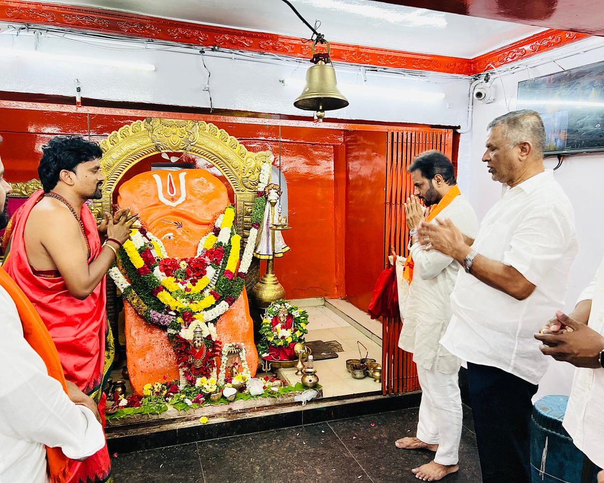 Raviyadav_bjp's tweet image. మసీదు బండ గ్రామంలో నిర్వహించిన హిందూ సమ్మేళన కార్యక్రమం లో పాల్గొనడం జరిగింది..

#HinduSammelan #HinduUnity #CulturalEvent #CommunityGathering #MasidBanda #Tradition #Spirituality #BJP #BJPTelangana #ravikumaryadav