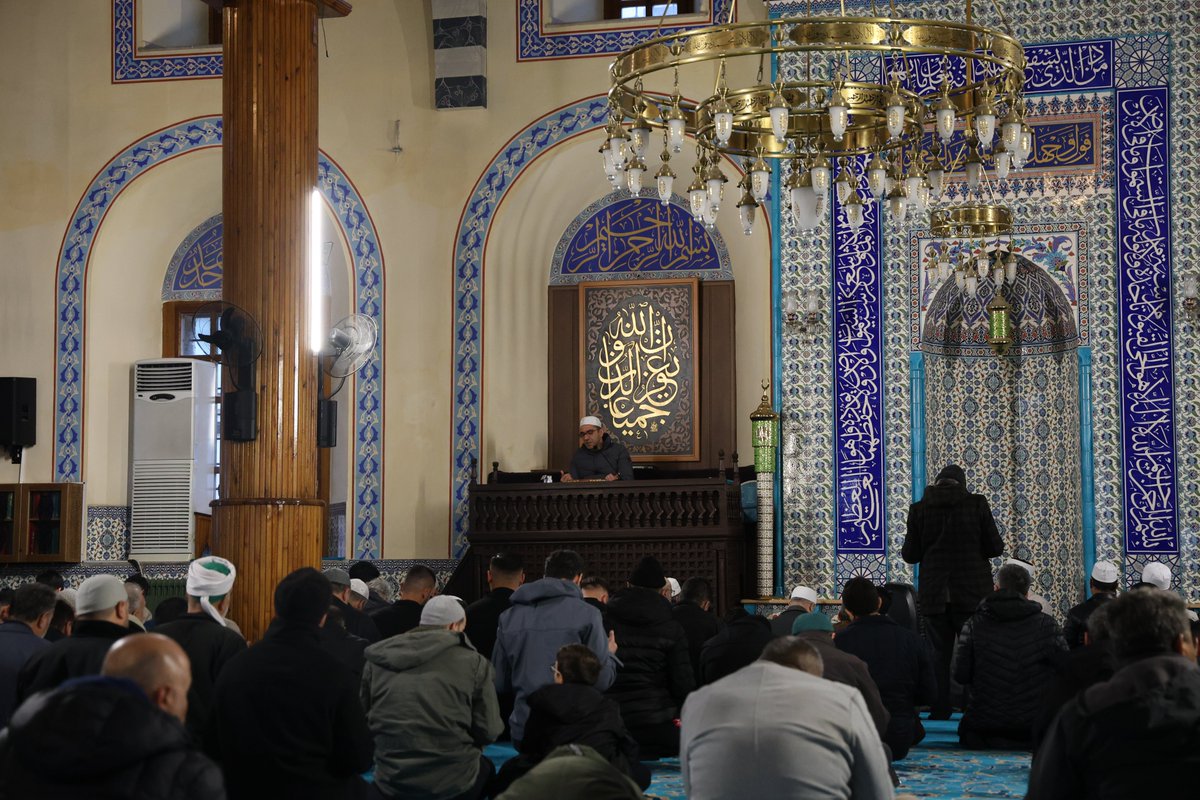 ihhkonyasube's tweet photo. İşgalci İsrail’in Gazze’de sürdürdüğü katliamların son bulması ve Özgürlük ile Sumud Filosu’na destek olmak amacıyla gönüllülerimiz ve aileleriyle birlikte sabah namazında aynı safta buluştuk. https://t.co/M0DW0m58AW
