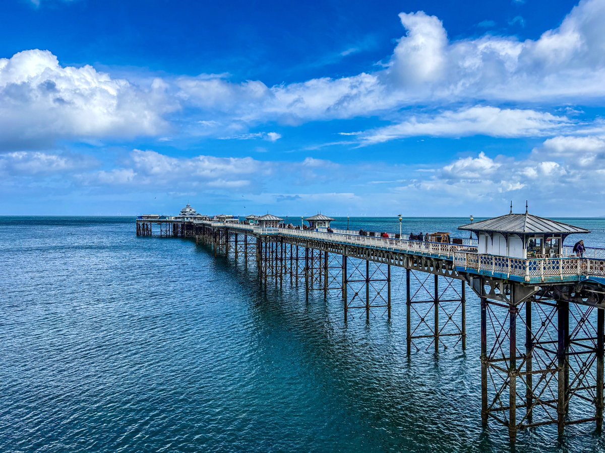 Living in Llandudno tweet media