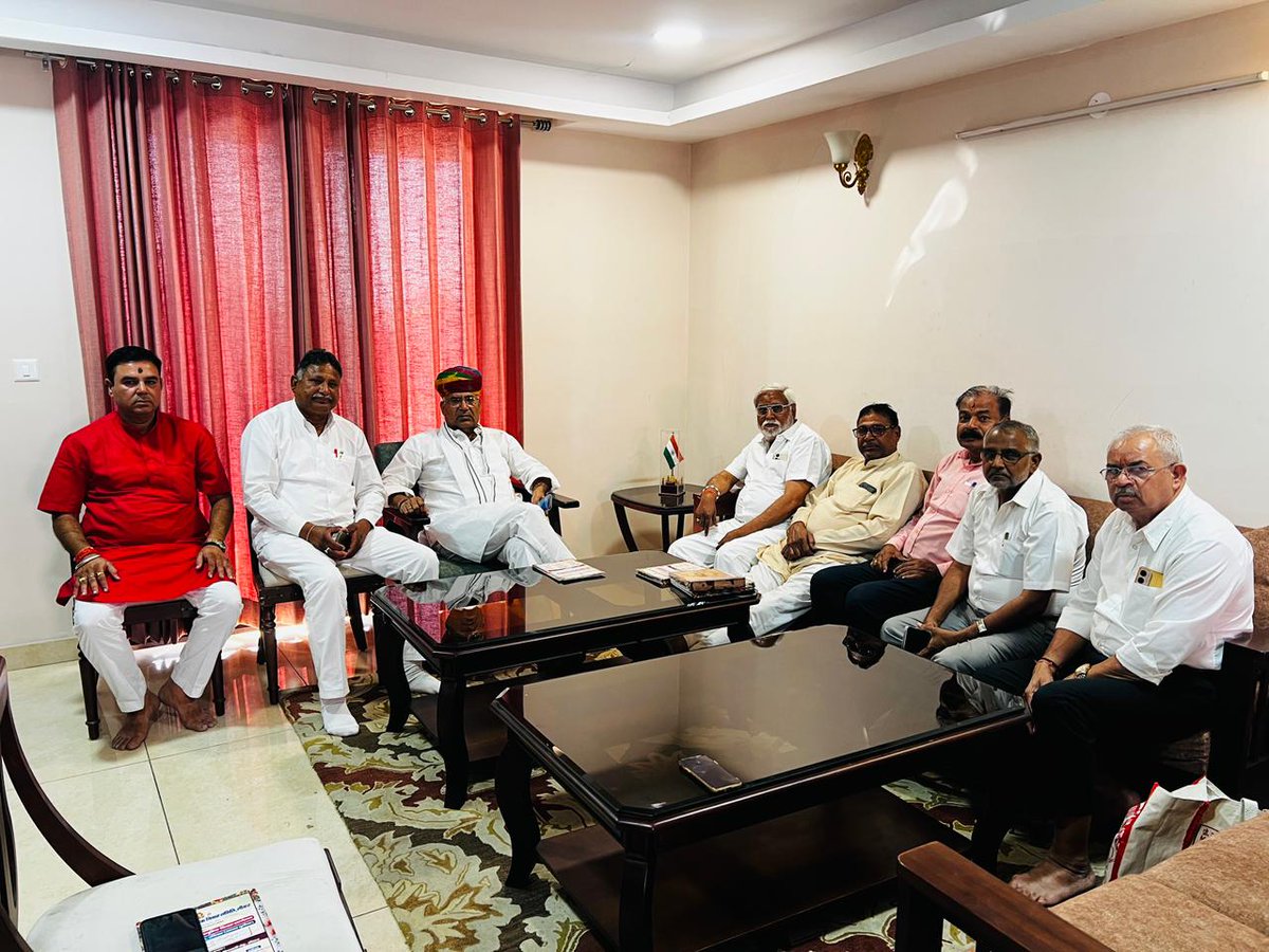 Dungar Ram Gedar (जनसेवक) tweet media