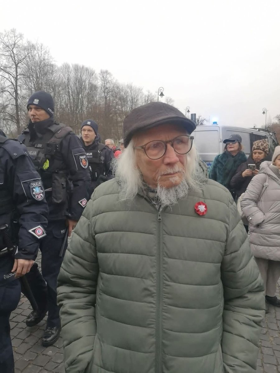 MatiPrawak tweet media