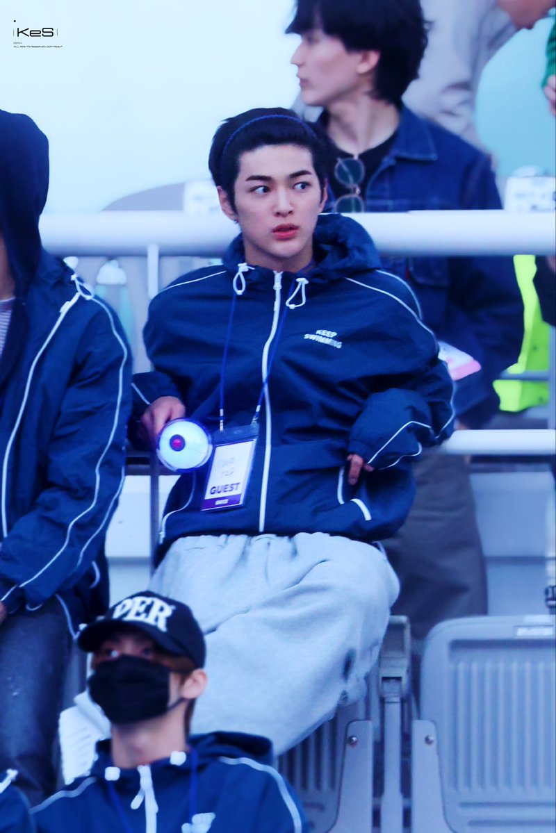 𝑲𝒆𝑺 tweet media