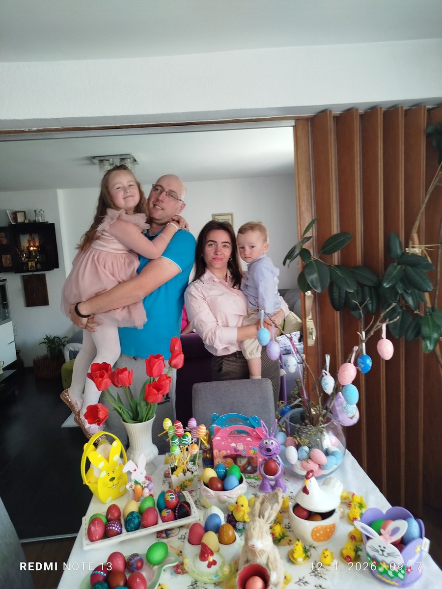 peracrvena's tweet photo. ХРИСТОС ВАСКРСЕ !!! https://t.co/ZuRiGwBOWK
