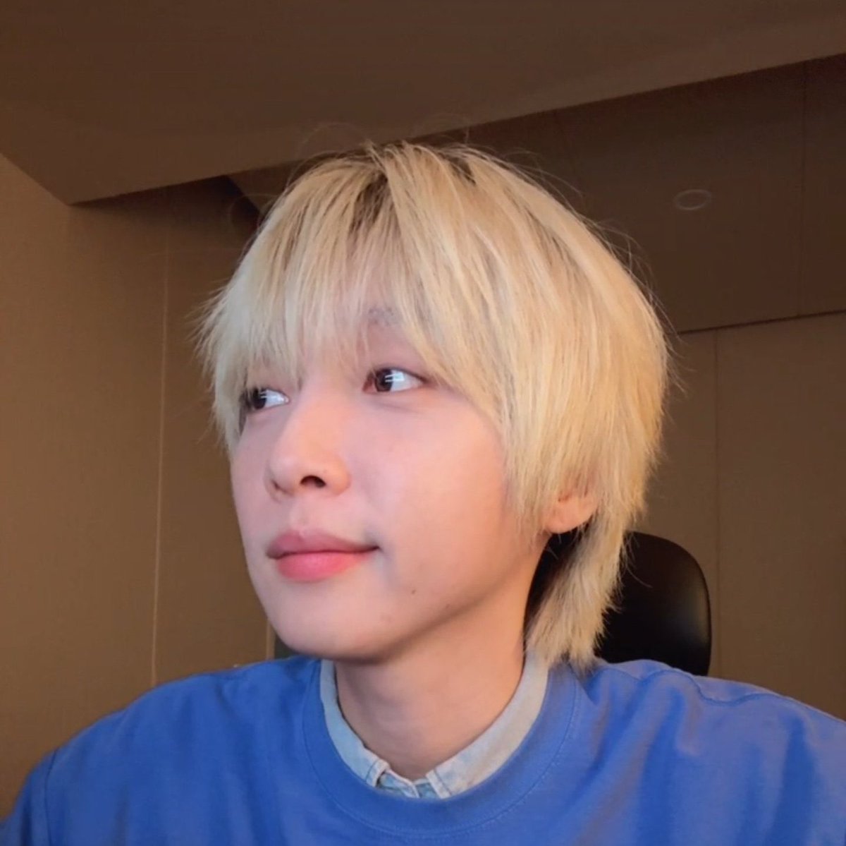 유니랑 tweet media