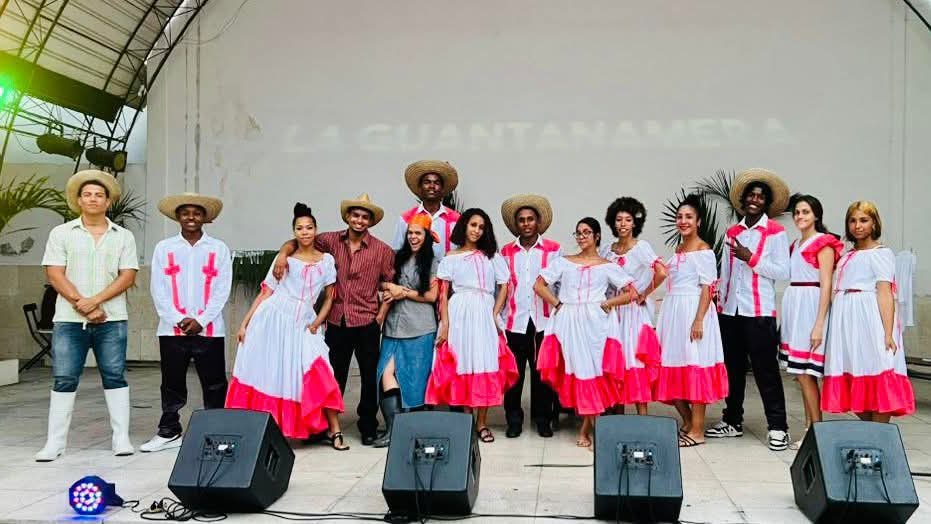 Periódico Venceremos tweet media