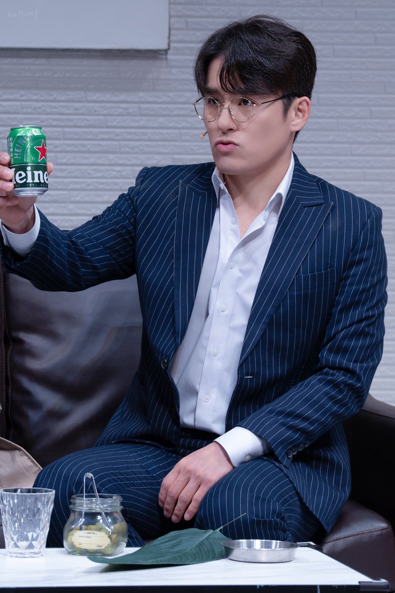 nomoneytopic's tweet photo. 260412 아트
세르주 #최재웅 https://t.co/iqN07acbDt